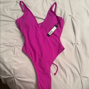 Ta3 Sculpting Women's Orchid hi-cut plungey one piece swimsuit